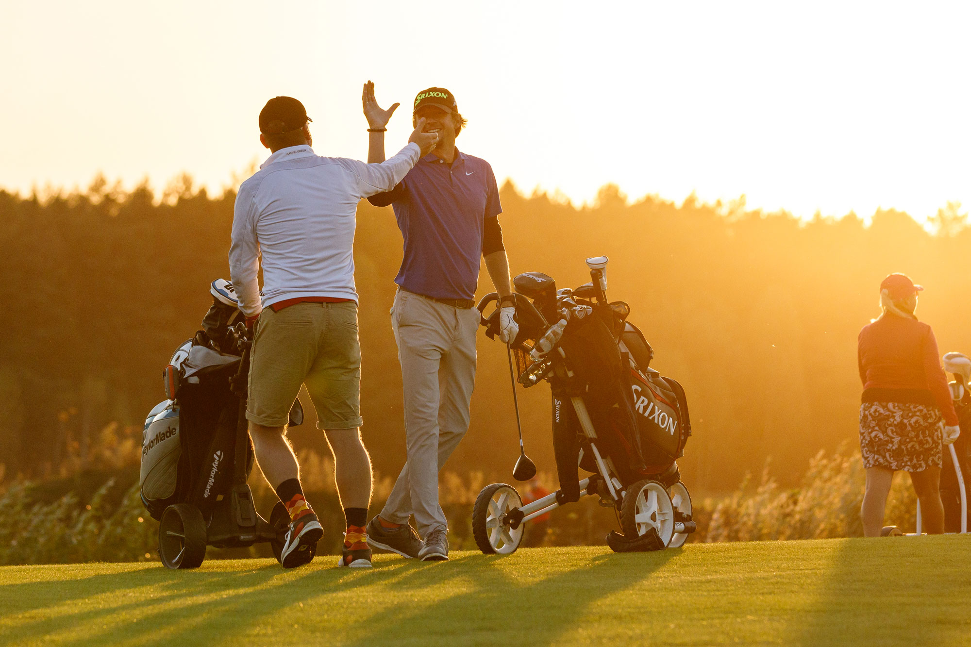 Zorganizuj turniej golfowy dla klientów